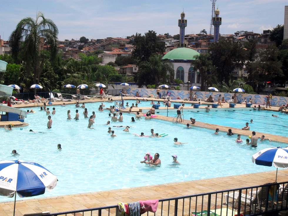 APCEF/SP  Festival de Verão traz competição de natação ao clube da capital  - APCEF/SP