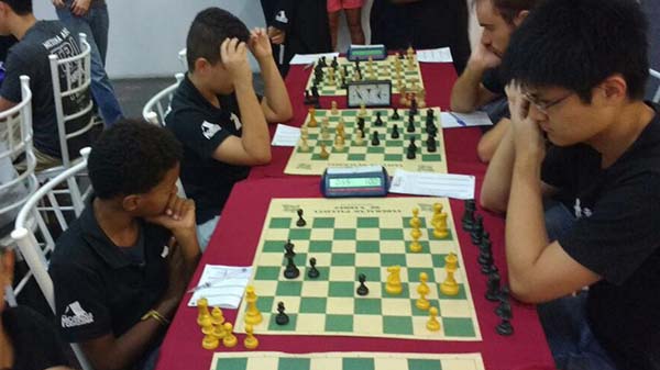 Alunos da ONG competem em torneio de xadrez pela APCEF/SP
